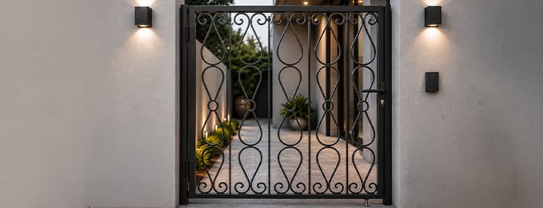 Single Door Picket